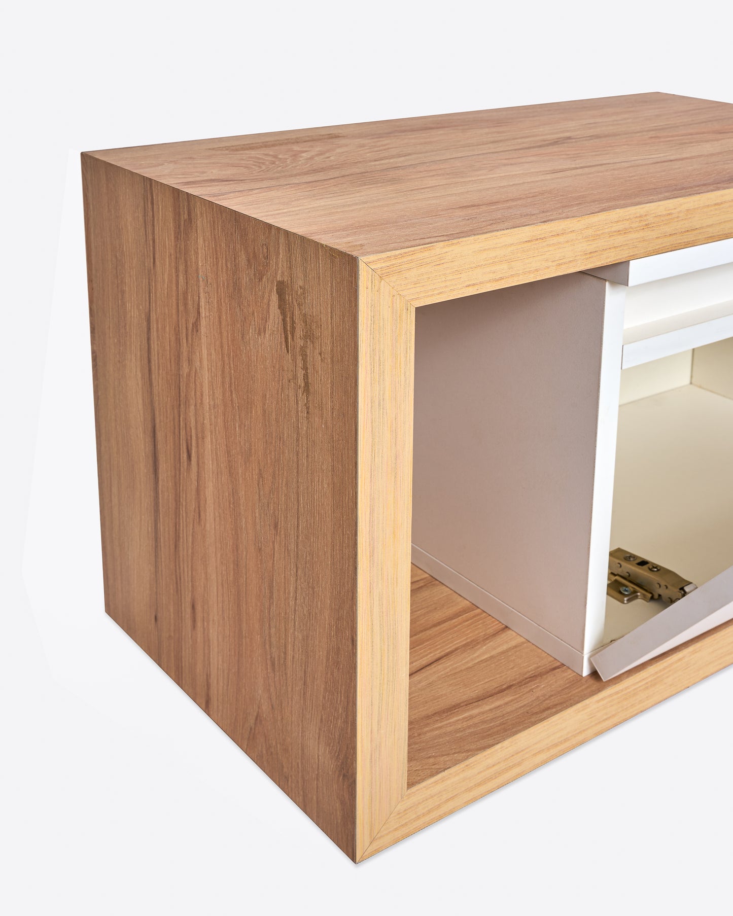 Sukoon TV Bench
Minimal Wooden Media Storage